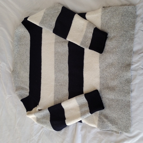 Tommy Hilfiger Striped Men's Crewneck Long Sleeve Tee Shirt Medium - Picture 7 of 7